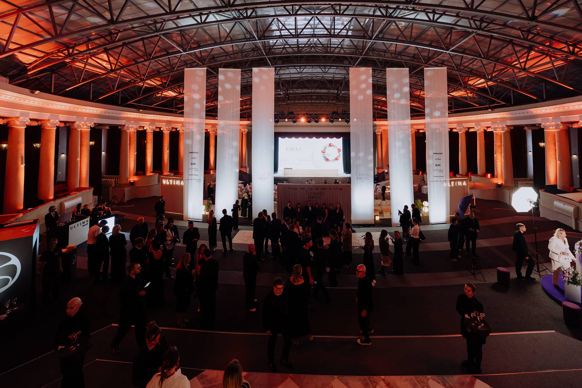 Оформление стола