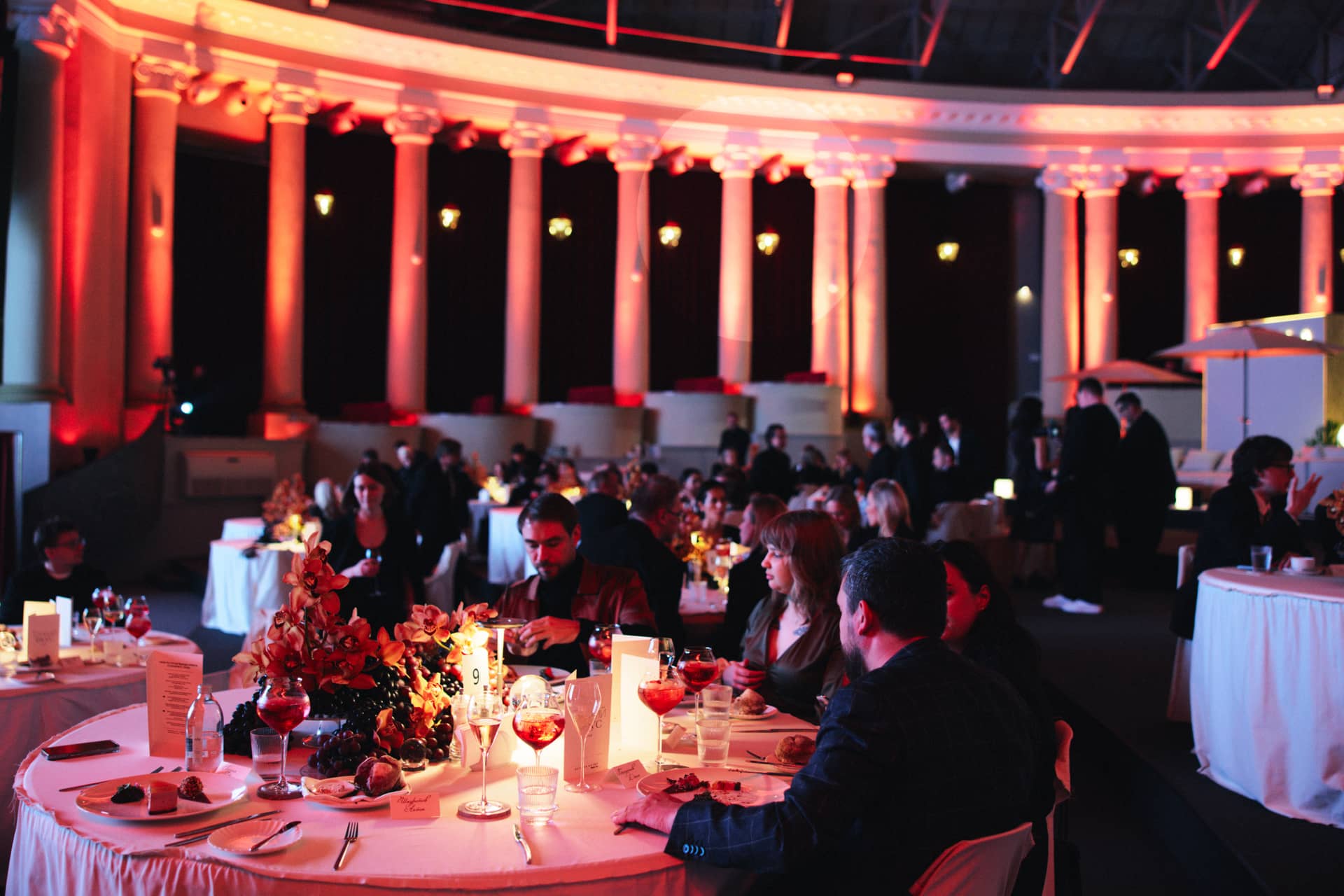 Оформление стола